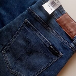 (NWT)Calvin Klein Men's Slim Straight Fit Jeans